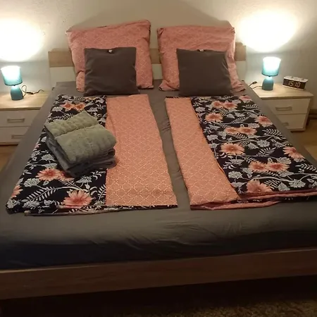 Appartamento Ruhrpott-traum -- Stylische, Moderne Und Chice Mit 2 Sz *
