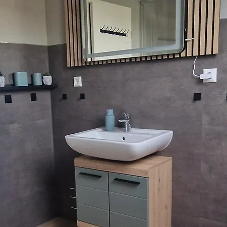 Appartamento Ruhrpott-traum -- Stylische, Moderne Und Chice Mit 2 Sz